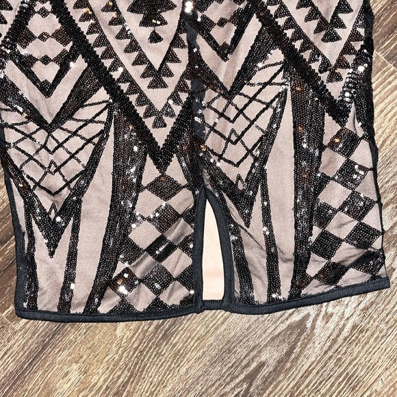 NWT Windsor sequin skirt knee length - Picture 5 of 5